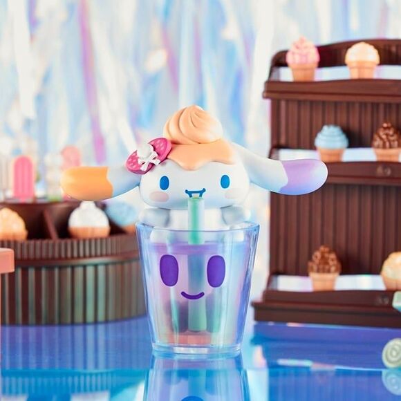 tokidoki Cinnamoroll & Boba Bob from tokidoki x Cinnamoroll Sweet Treats Series - Picture 1 of 2